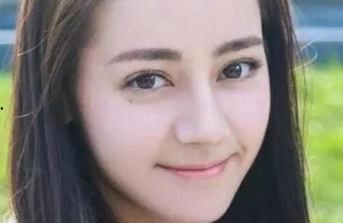 明星的泪痣,痣中藏情，星光熠熠