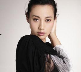 柏寒个人资料,才华横溢的艺术家，人生轨迹与艺术成就的完美融合